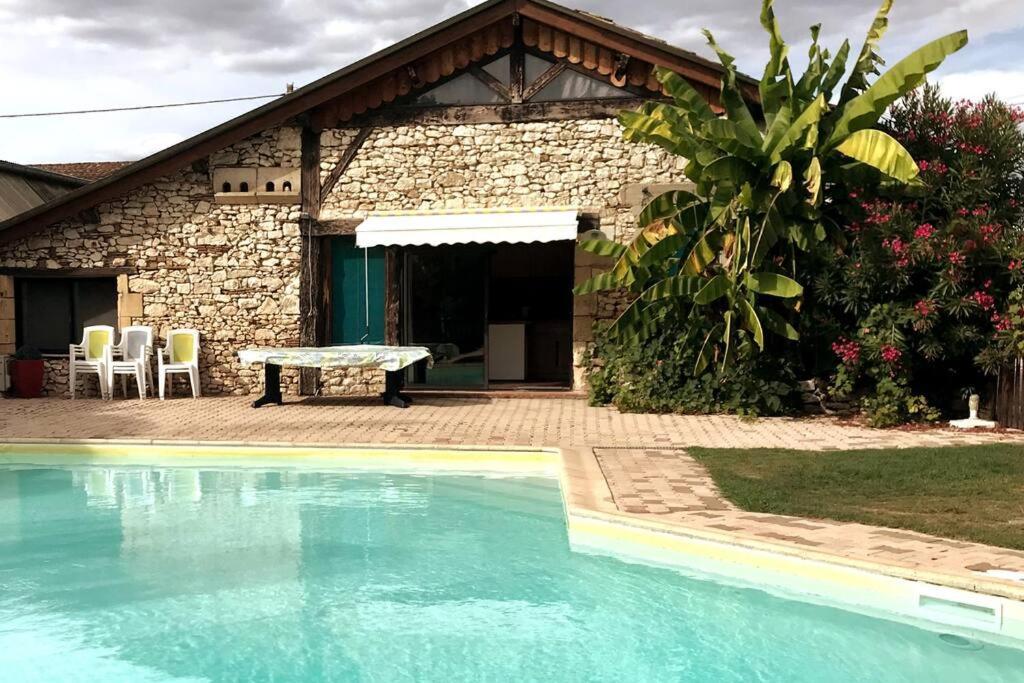 Holiday home De Charme En Pierres Apparentes : Les Granges