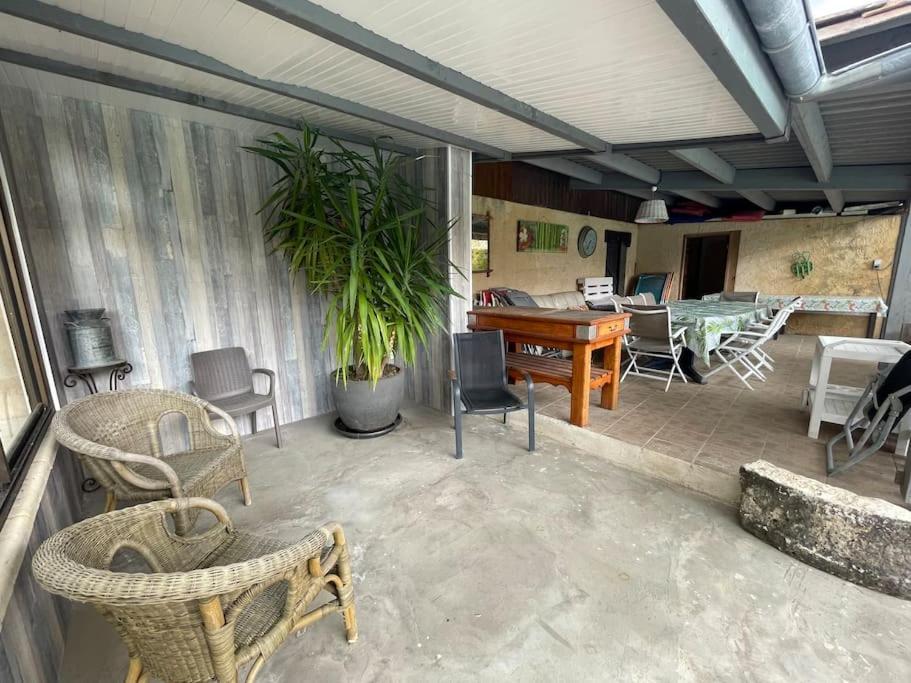 Holiday home De Charme En Pierres Apparentes : Les Granges *