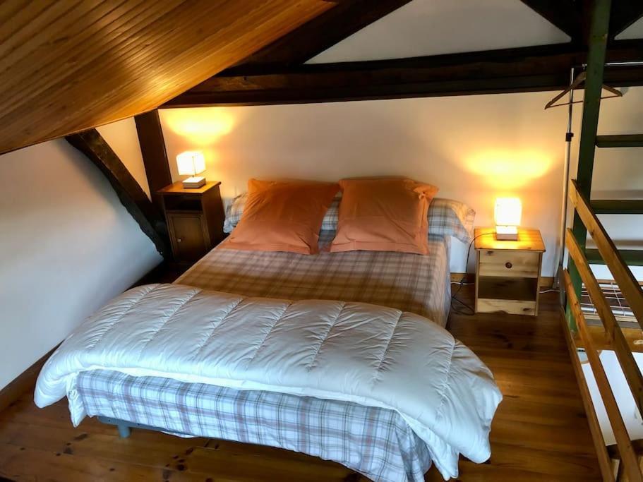 De Charme En Pierres Apparentes : Les Granges Holiday home